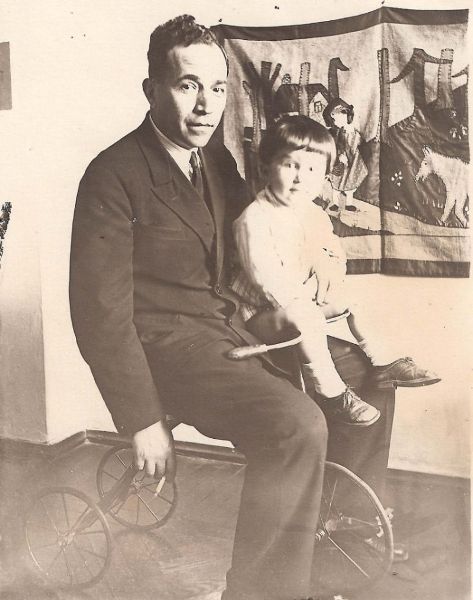Абросимов с сыном.jpg