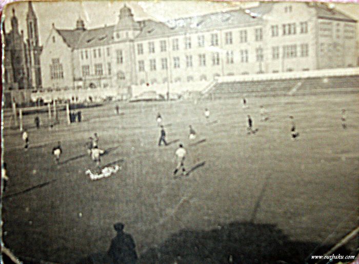 Kostel-stadionDinamo-1934.jpg
