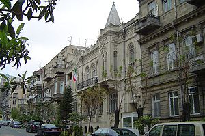 Здание Иранского консульства(Баку)