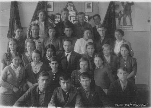 School 81 class 9 b 1941 19 03 Balaxonov.JPG