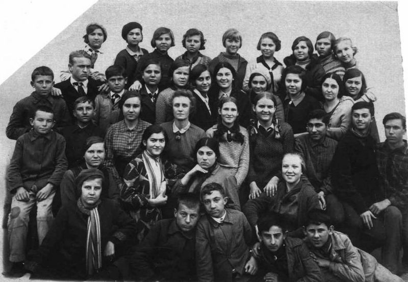 Школа № 6 (Баку). 7-й класс 1936-1937г.г.